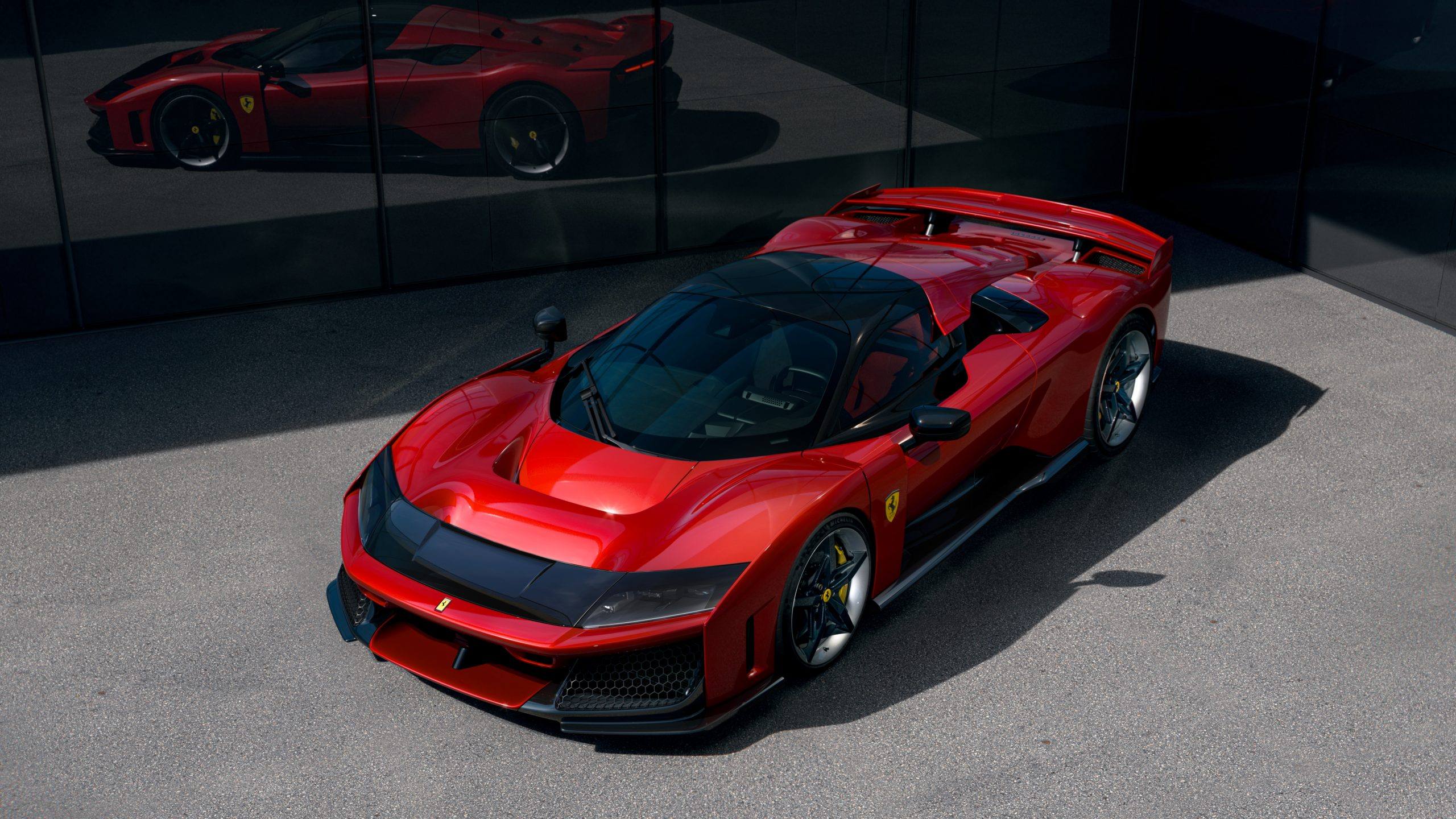 Ferrari odgovoril McLarnu s 1.200-konjskim F80