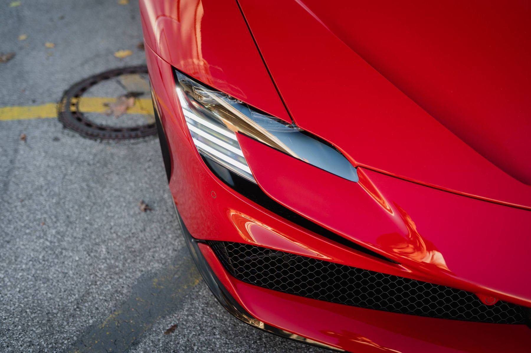 Najmočnejši cestni Ferrari tudi pri nas! To je Ferrari SF90 Spider