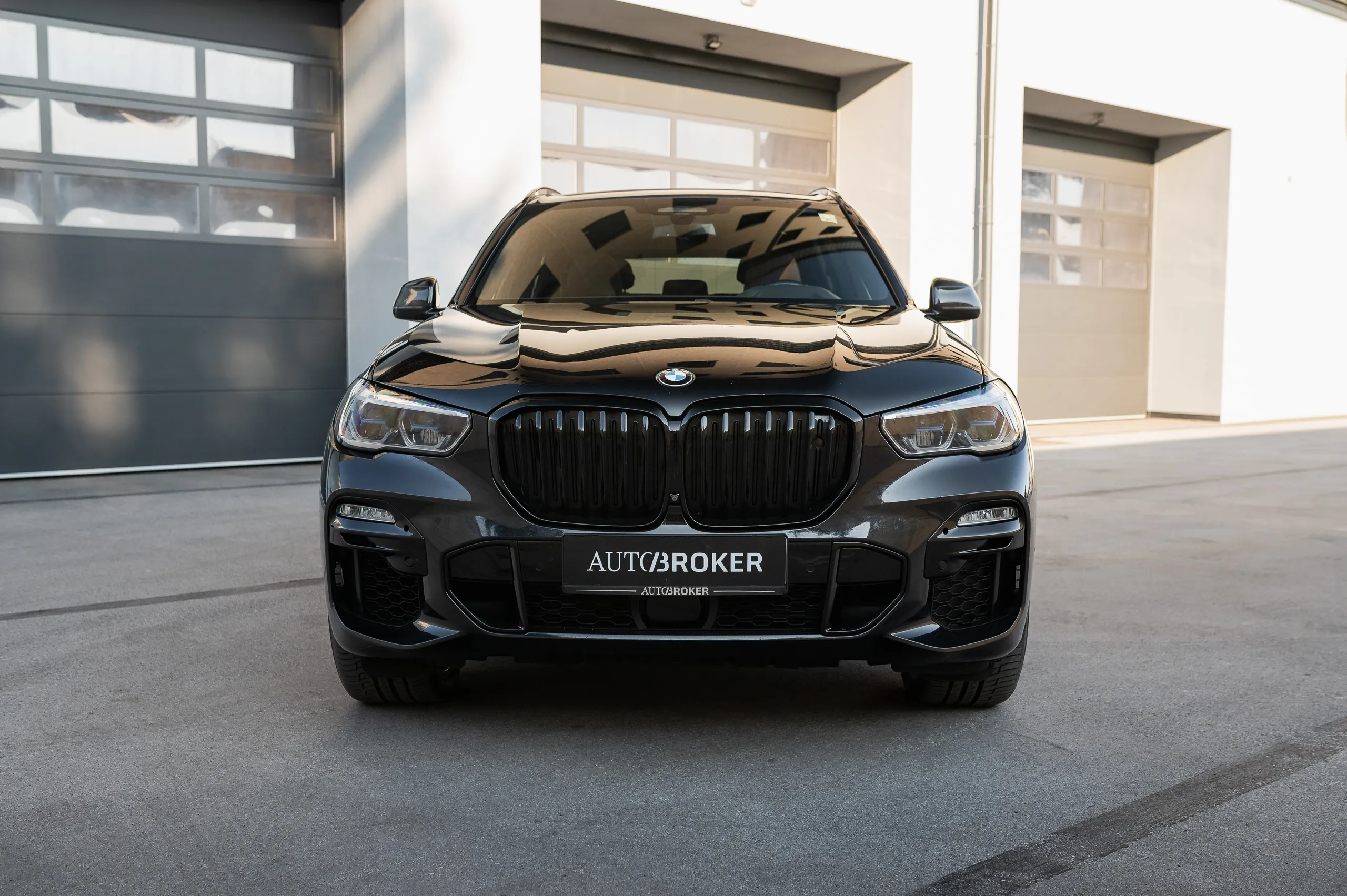 Zakaj do novega avta preko Autobrokerja?