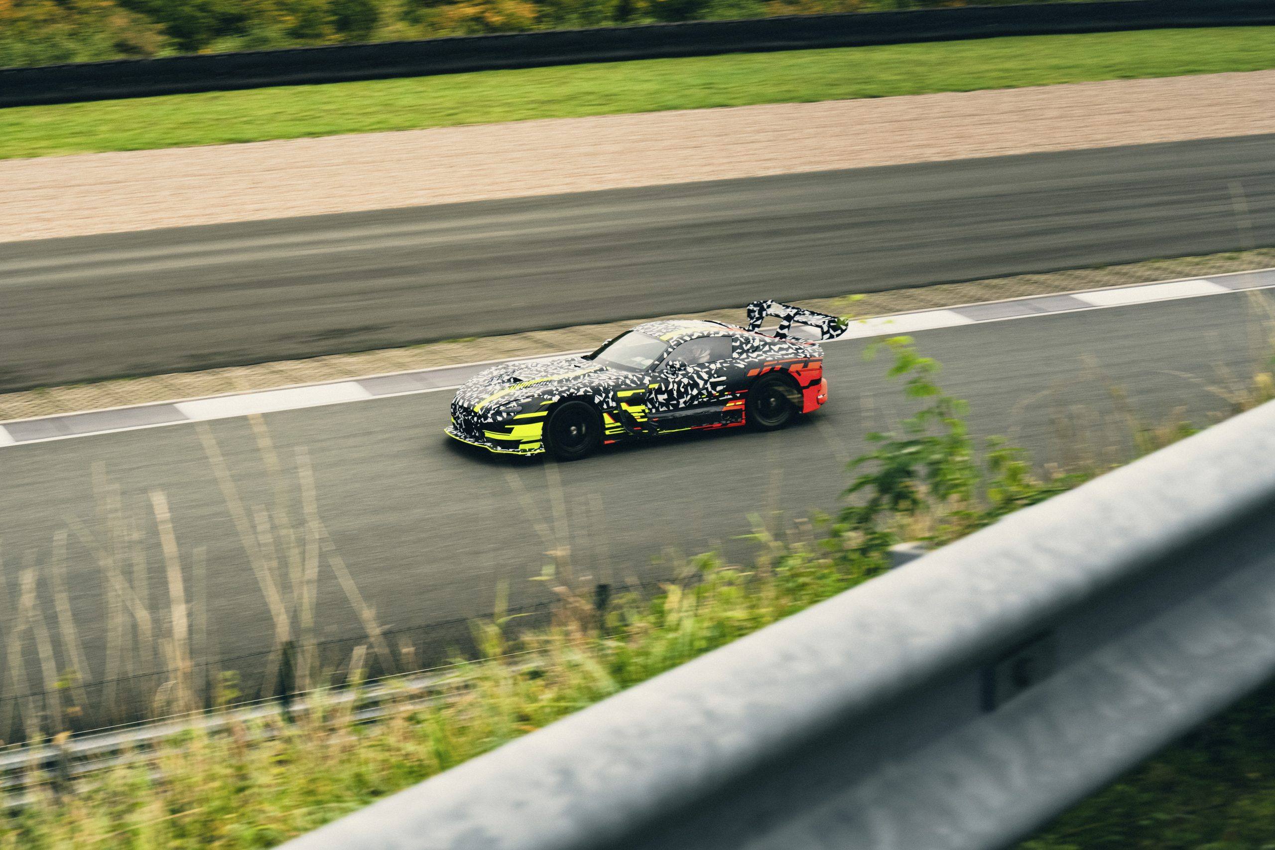 Mercedes pripravlja novega superšportnika