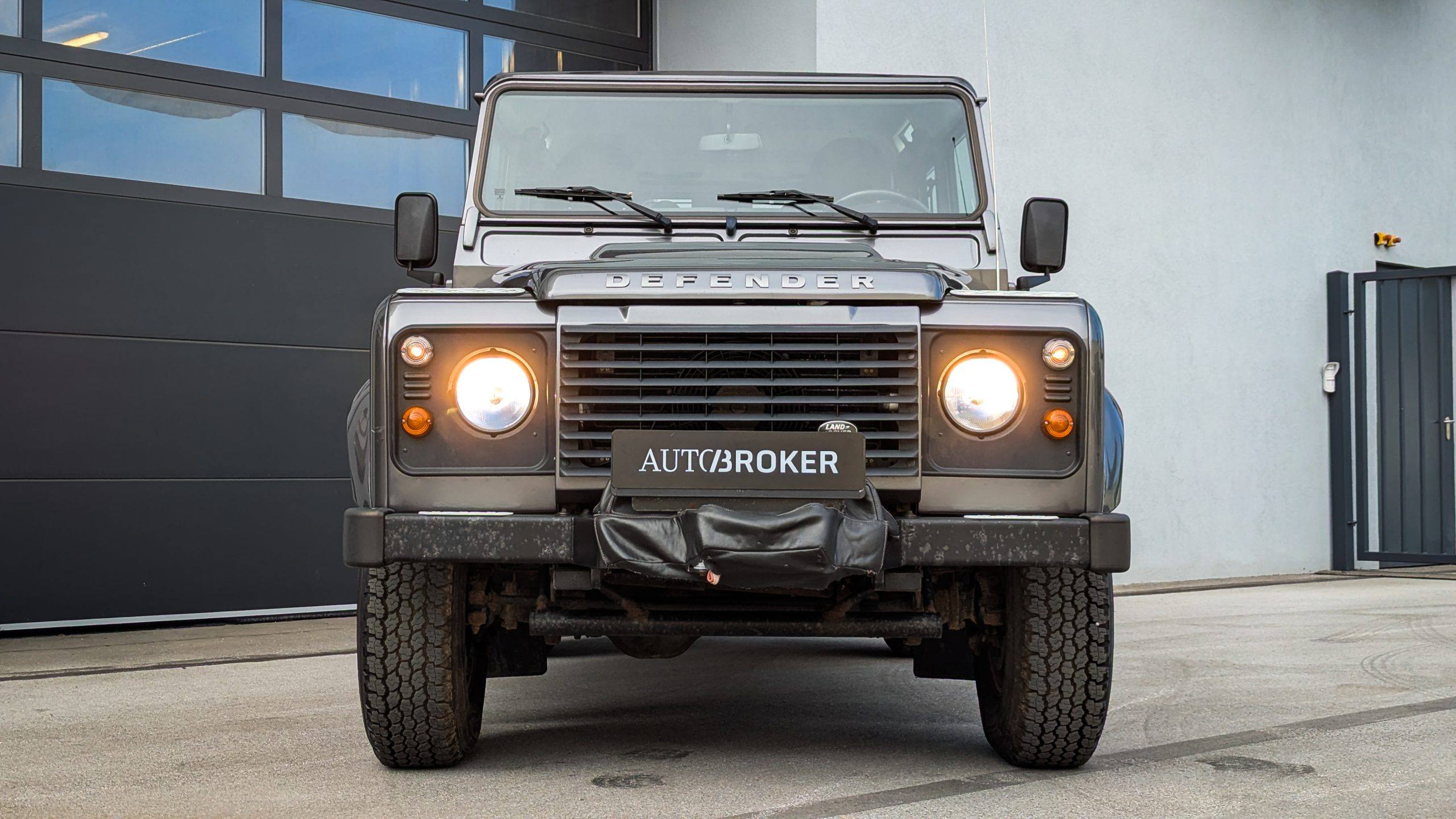Defender: prava legenda med terenci