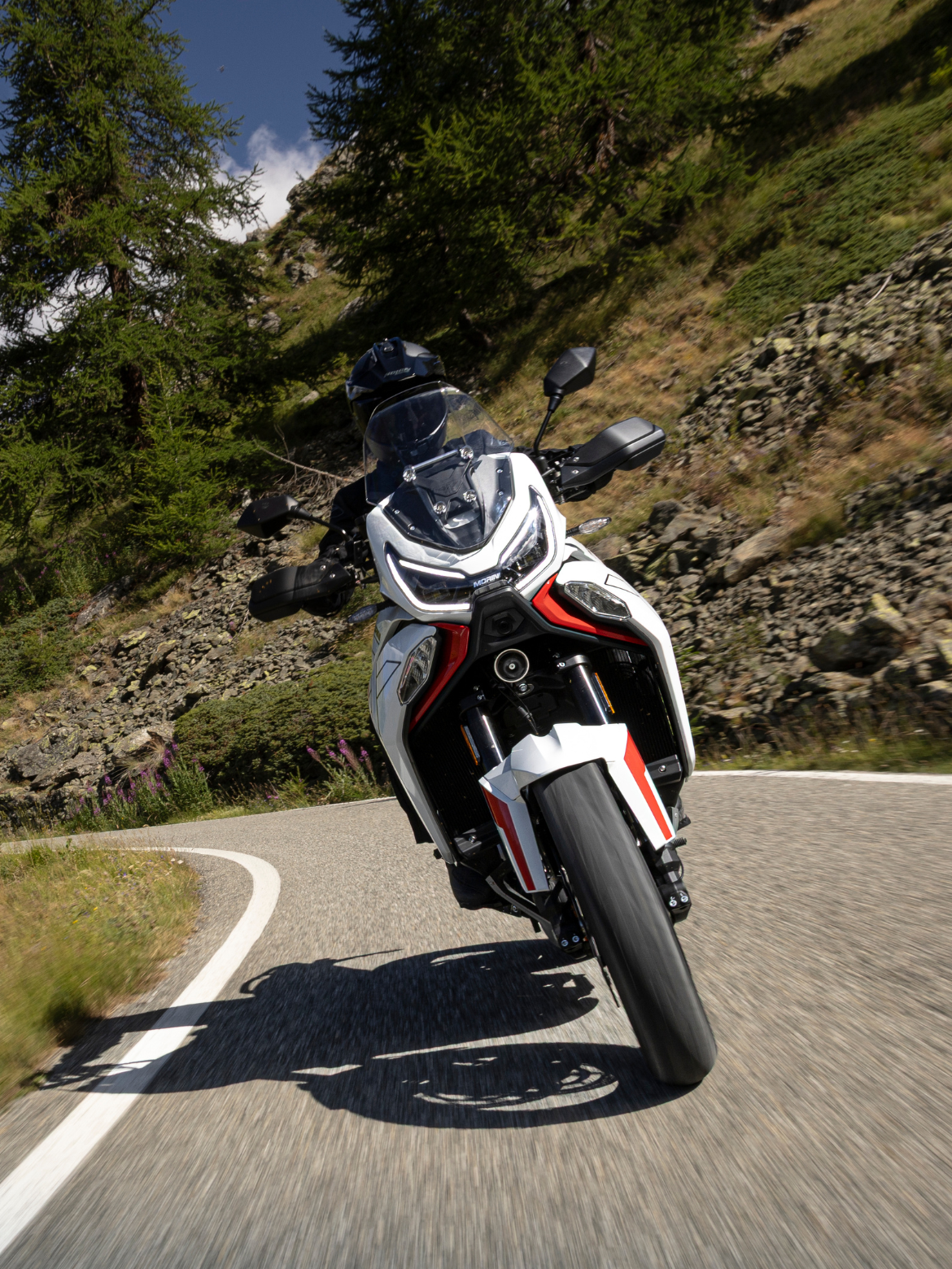 X-CAPE 1200 9